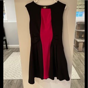 Eva Franco black/pink dress. Size 8, used Excellent condition